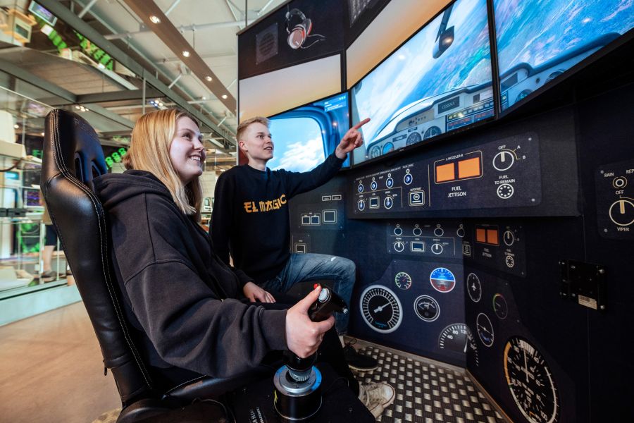 : Gaming ist nicht nur Zeitvertreib. Wie Computerspiele gezielt in der Bildung eingesetzt werden können, zeigt die Themenwoche.   Fotorechte: Reinhardt Hardtke/HNF